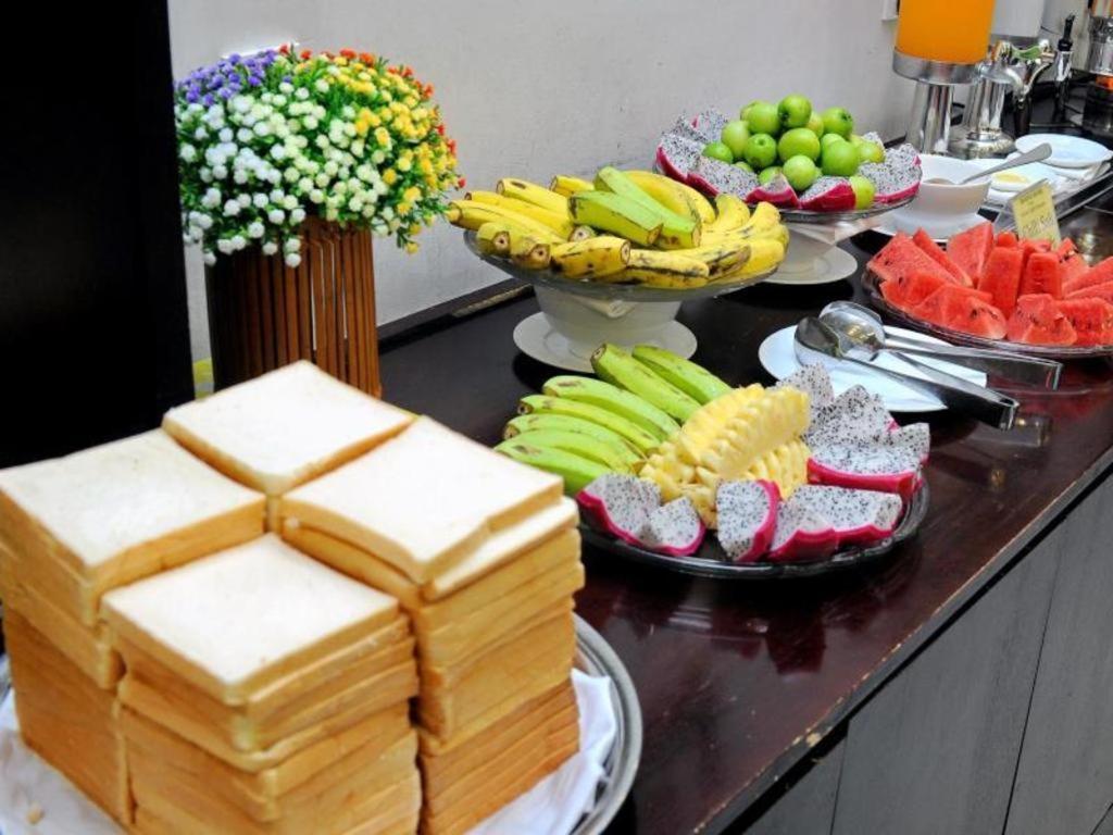Bella Begonia Hotel Нячанг Екстер'єр фото
